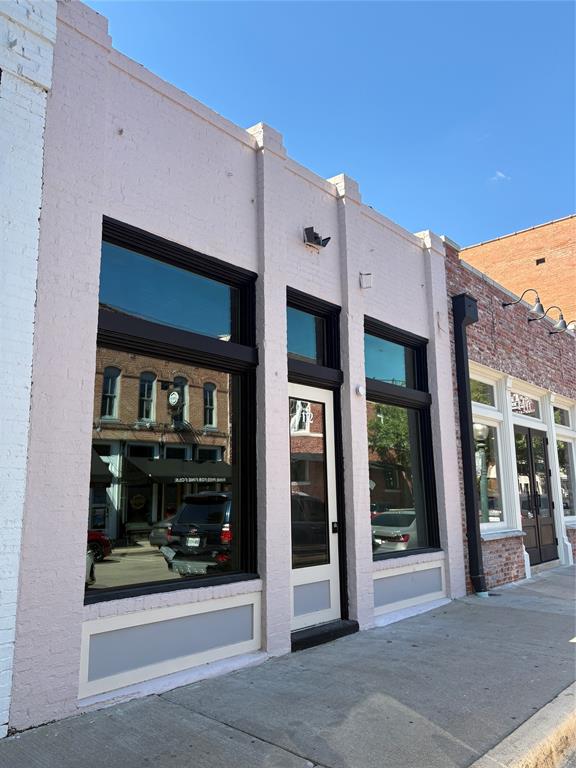 112 S Tennessee Street Property Photo 4