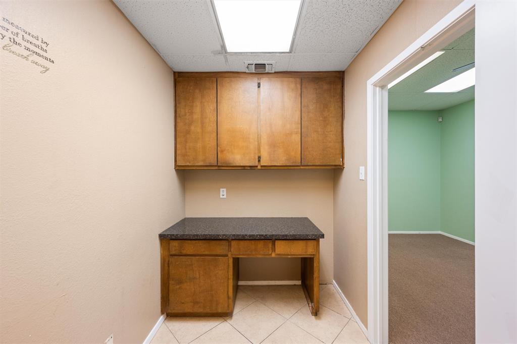 2315 Roosevelt Drive Property Photo 7
