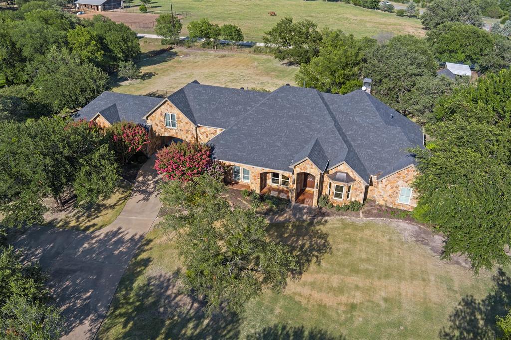 104 Bridle Wood Court Property Photo 1
