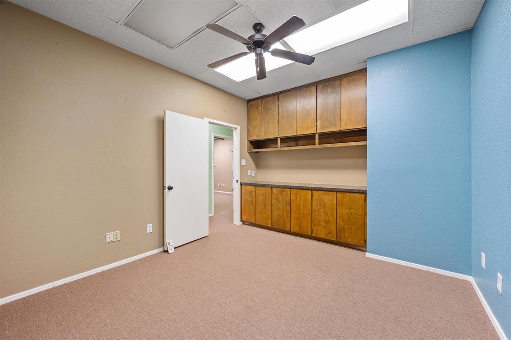 2315 Roosevelt Drive Property Photo 2