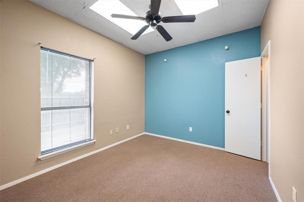 2315 Roosevelt Drive Property Photo 5
