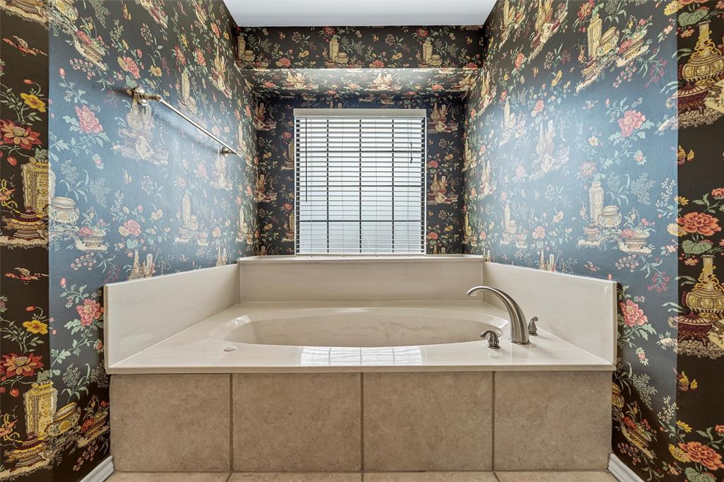 8216 Teakwood Drive Property Photo 15