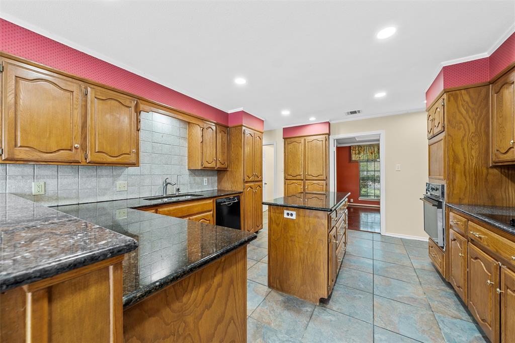 8216 Teakwood Drive Property Photo 23