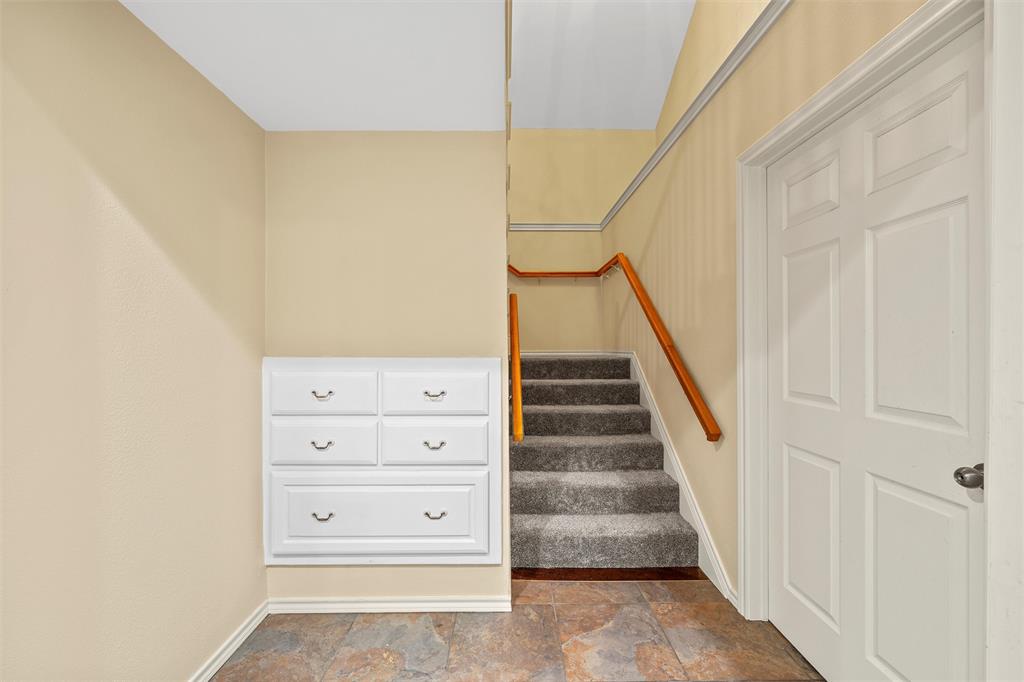 8216 Teakwood Drive Property Photo 27