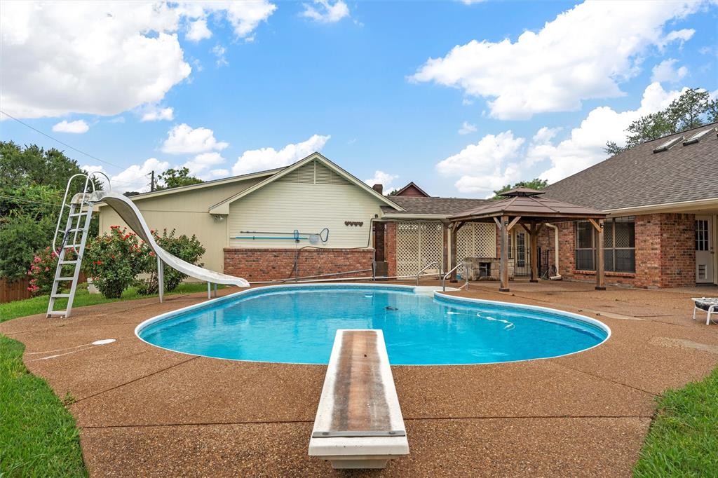8216 Teakwood Drive Property Photo 32