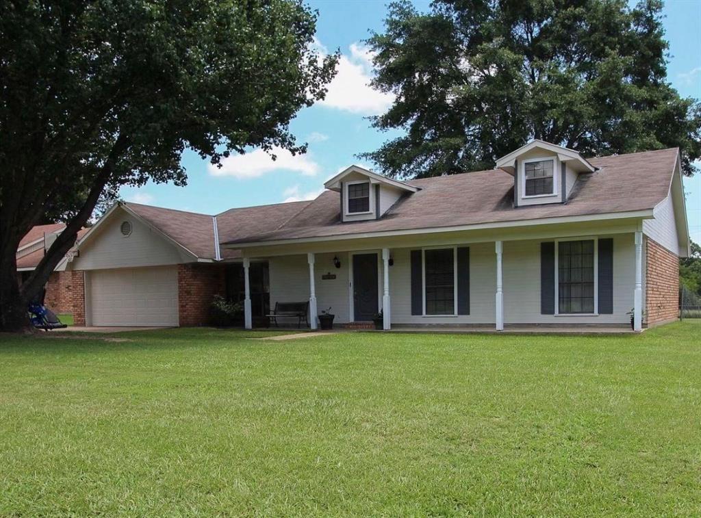 10135 Freedoms Way Property Photo 1