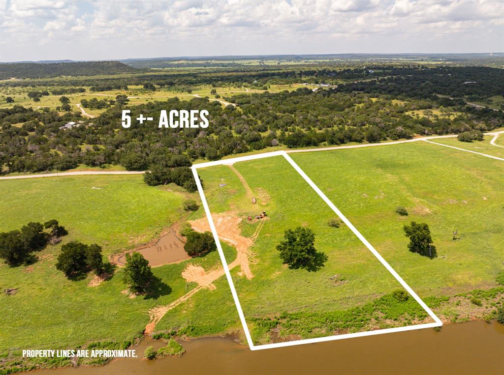 2105 River Shoals Road Property Photo 1