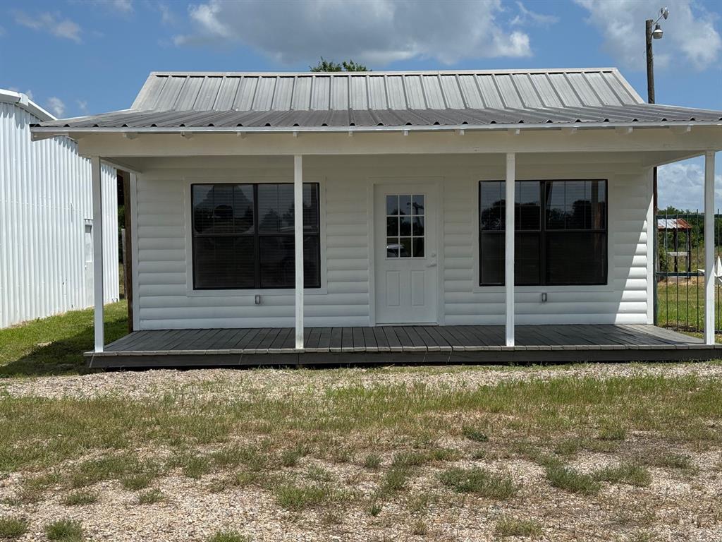 2107 S 19 & 24 Highway Property Photo 8