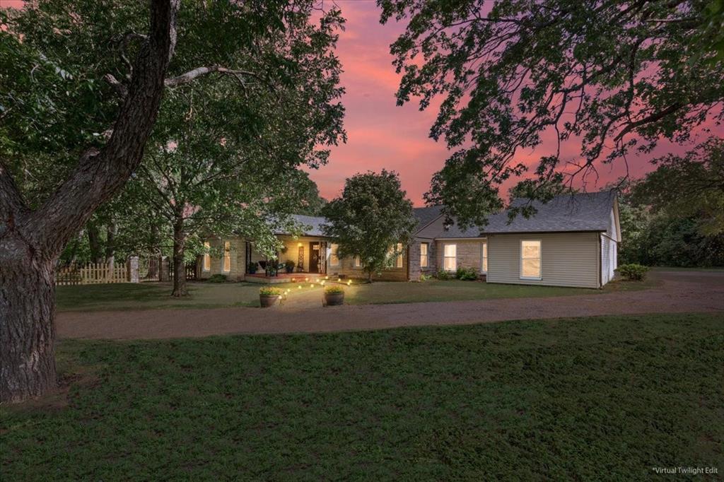 3015 Sturgis Lane Property Photo 1