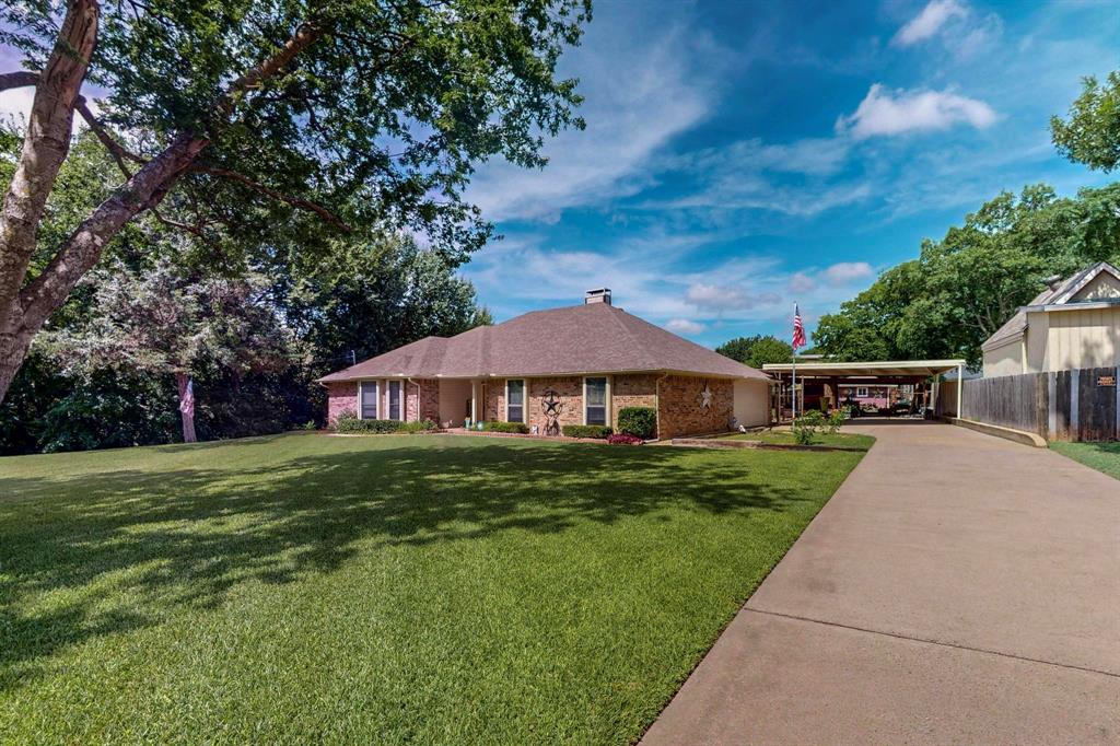 105 Crest Brook Drive Property Photo 1