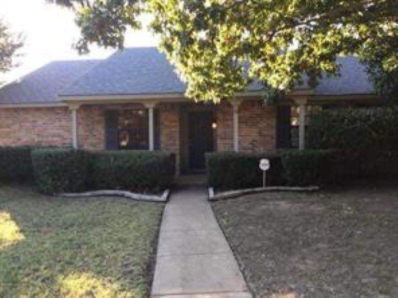 7909 Sloan Circle Property Photo 1