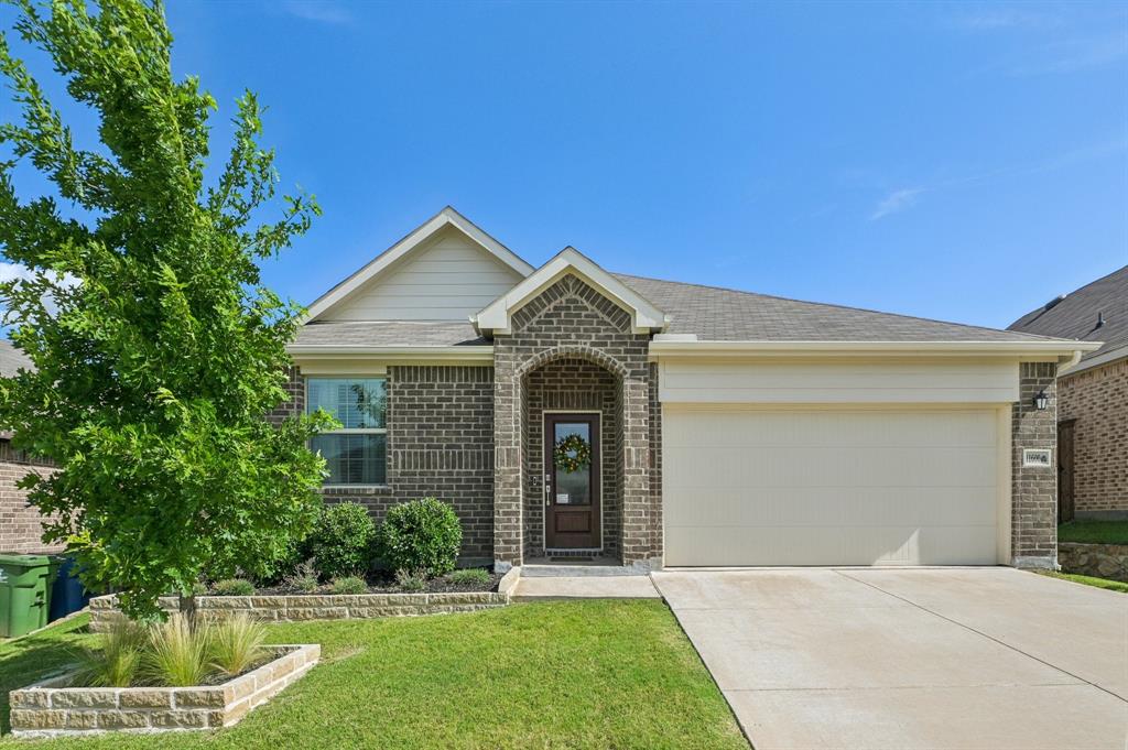 11600 Silver Queen Drive Property Photo 1