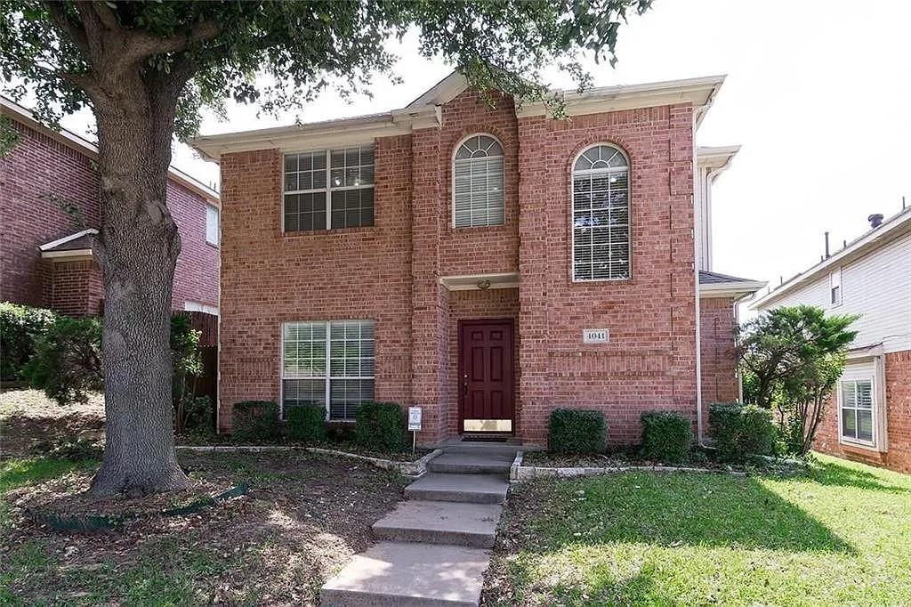 4041 Eisenhower Street Property Photo 1