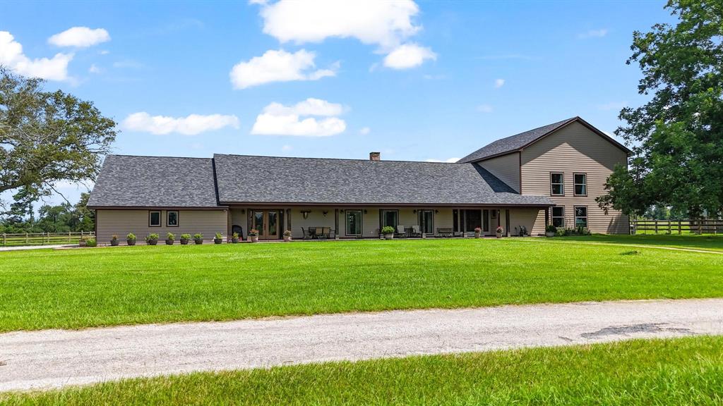11074 W 64 Highway Property Photo 1
