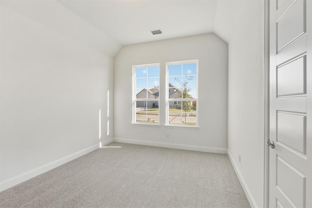 189 Mountain Laurel Drive Property Photo 8
