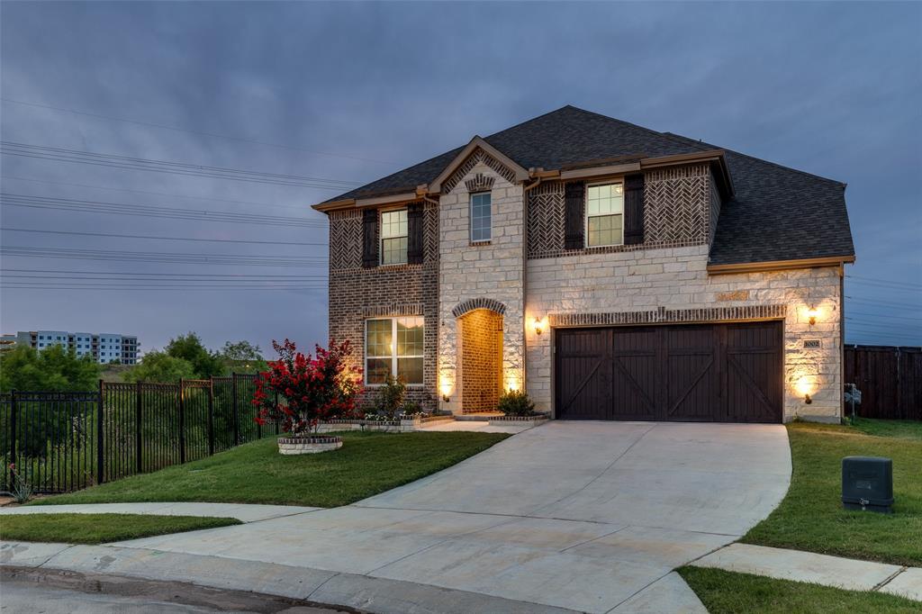 1002 Lakebend Court