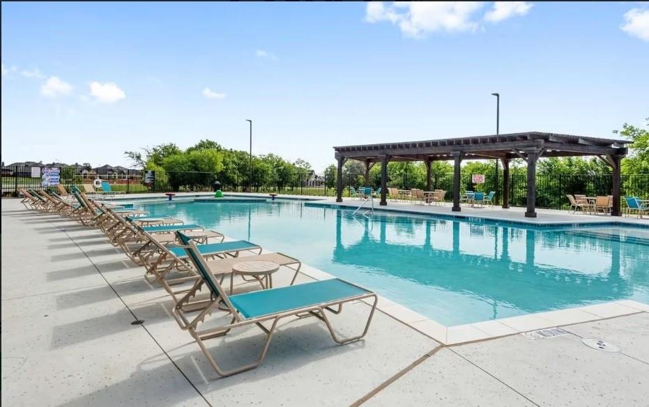 4517 Brentfield Property Photo 27