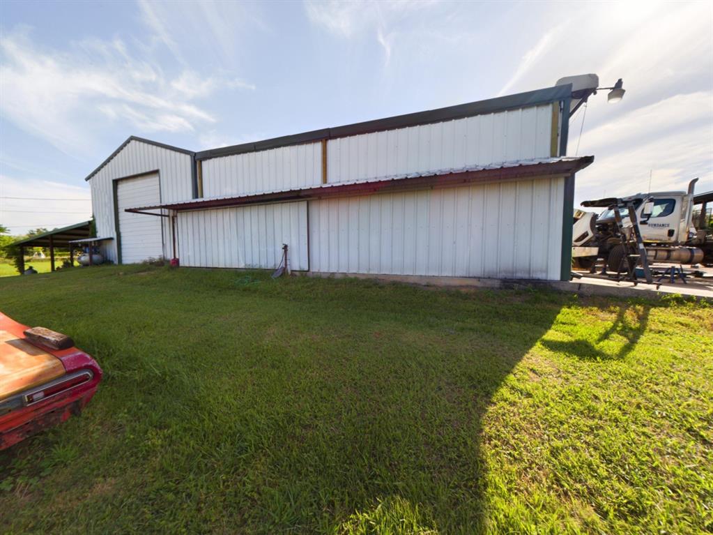 5900 Retta Mansfield Road Property Photo 8