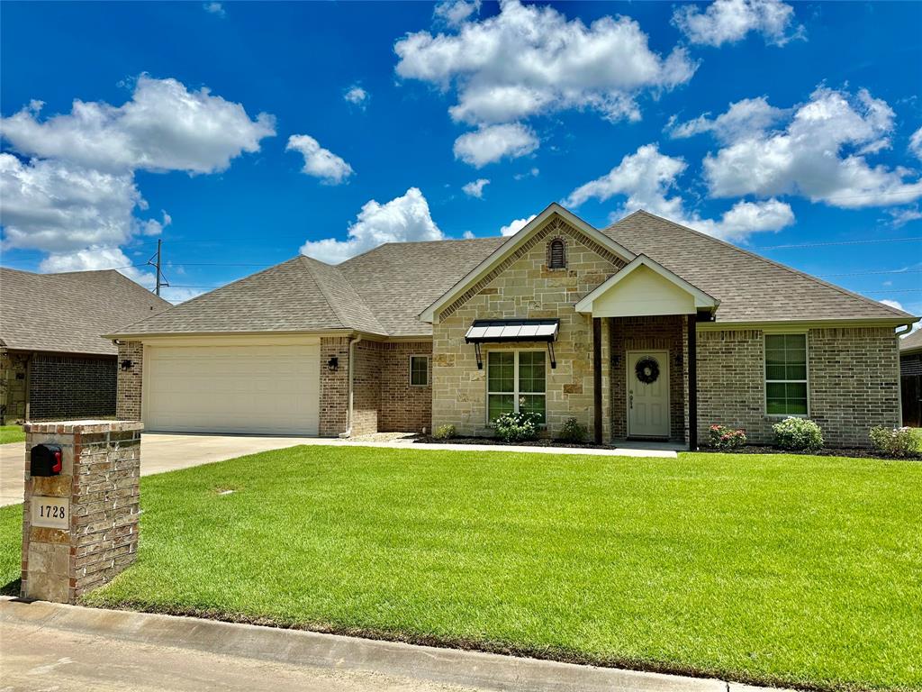 1728 Round Rock Circle Property Photo 1