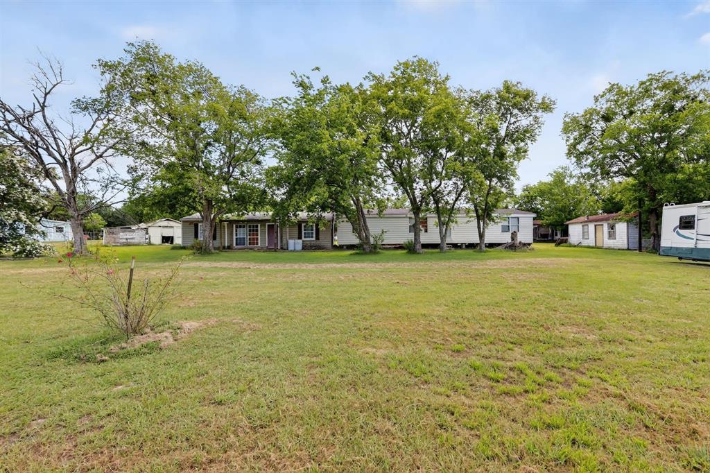 5067 County Road 2632 Property Photo 1