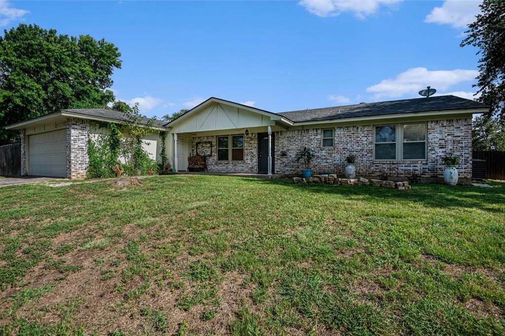 2268 Tanglewood Street Property Photo 1