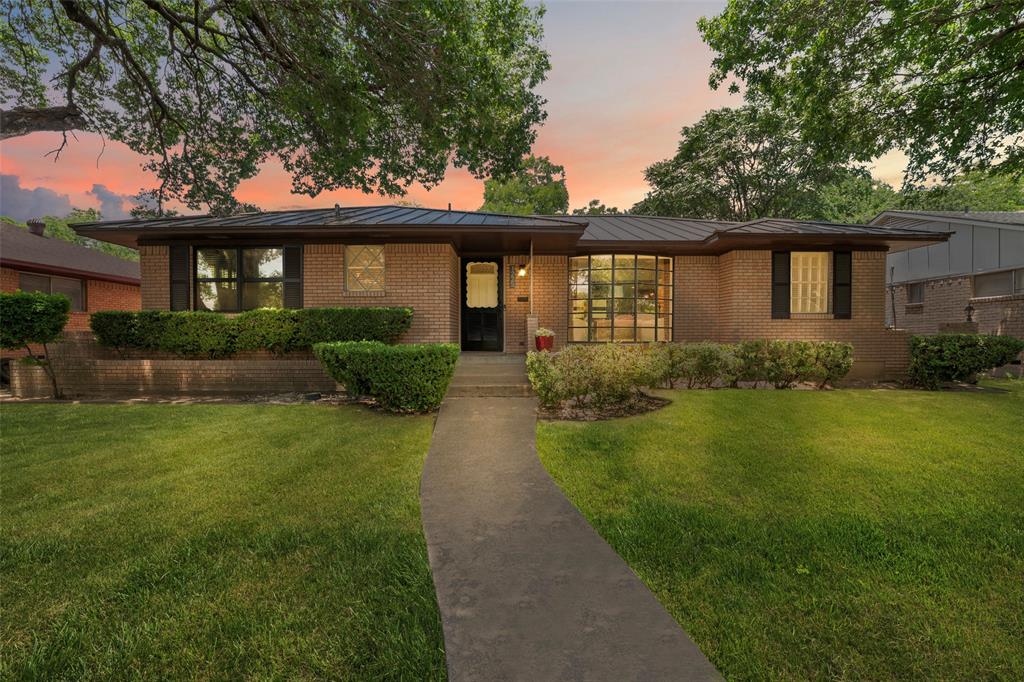 1225 Oak Meadows Drive Property Photo 1