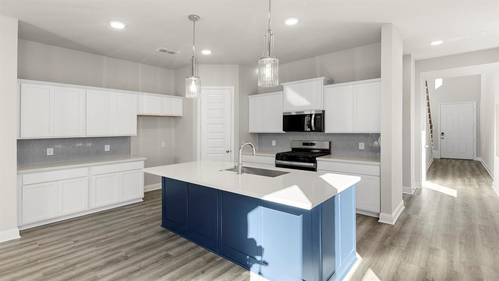 469 Silent Pond Park Property Photo 6