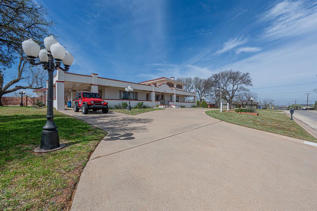 1400 Sam Houston Street Property Photo 1