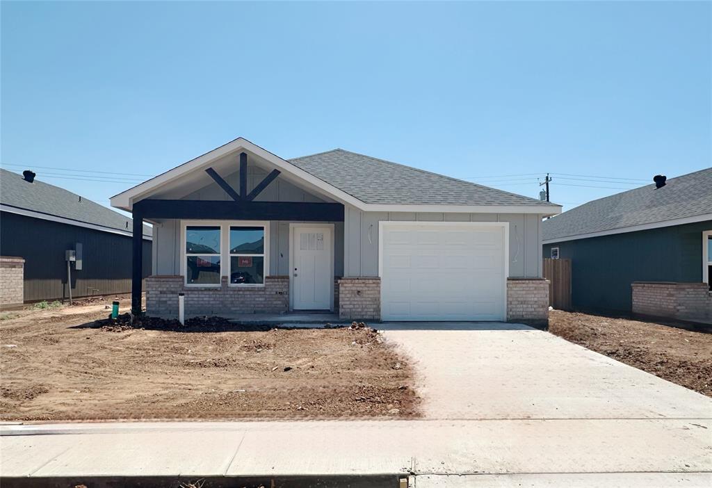 263 Tombstone Road Property Photo 1