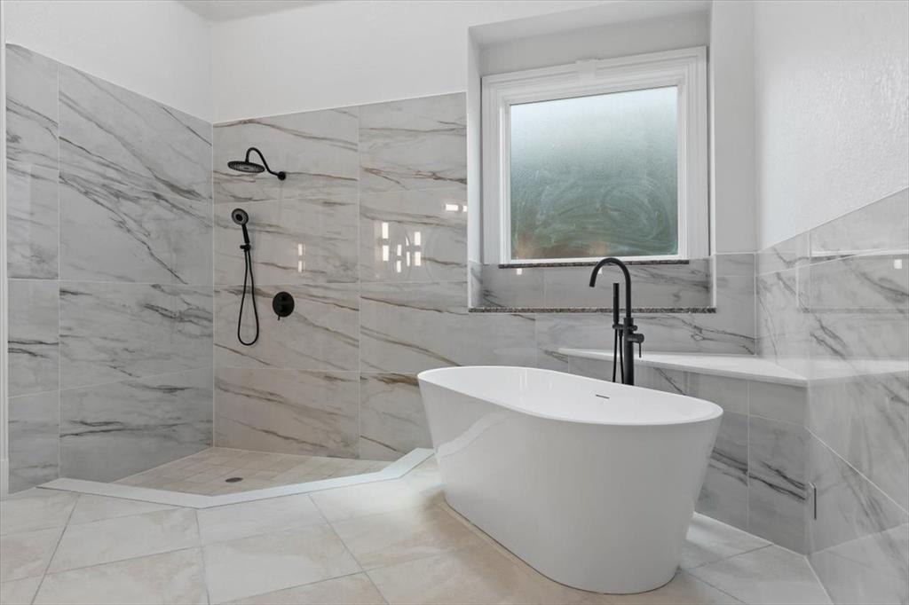 8945 Waterchase Circle Property Photo 17