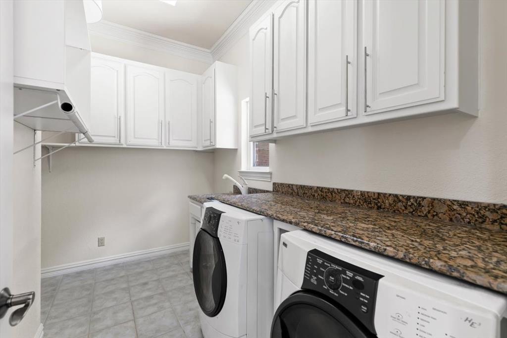 8945 Waterchase Circle Property Photo 23