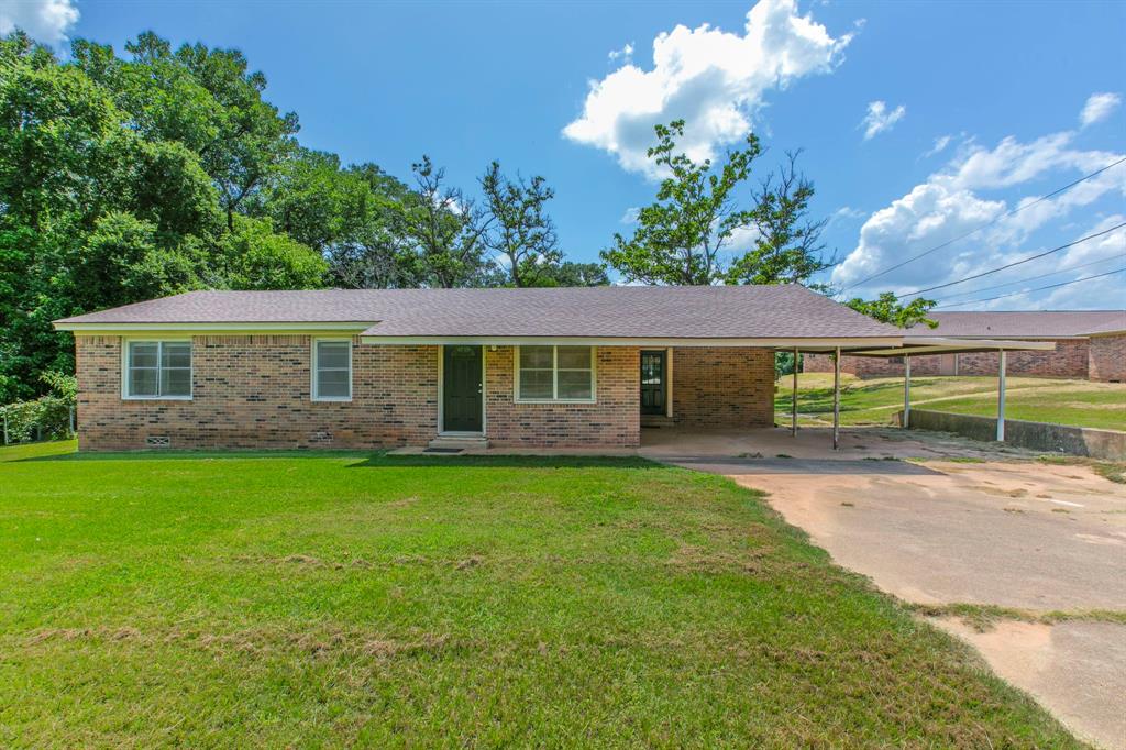 139 Anderson County Road 389 Property Photo 1