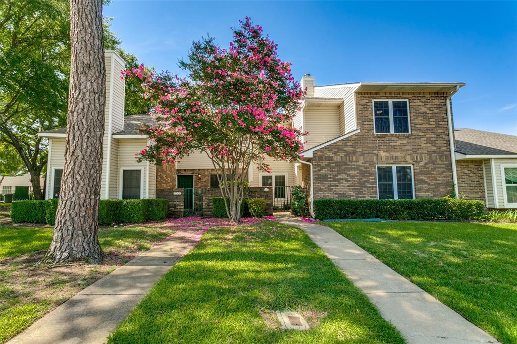 858 Creekside Drive Property Photo 1