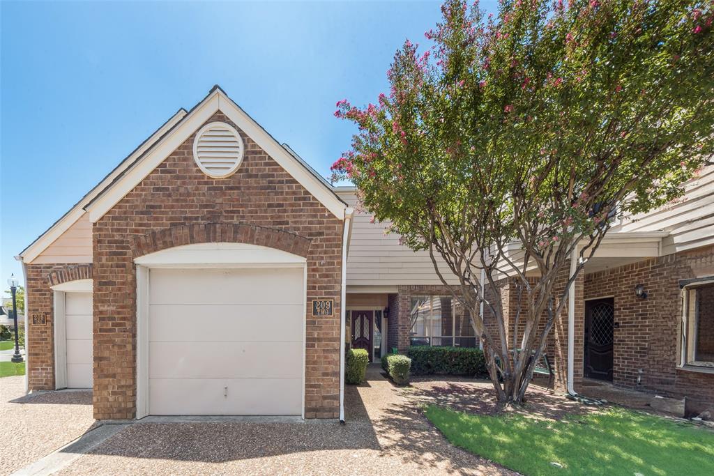 209 Cimarron Trail 2 Property Photo 1