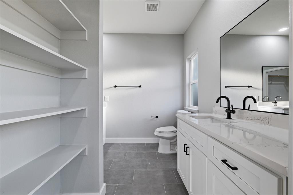 1315 Bessie Street Property Photo 18