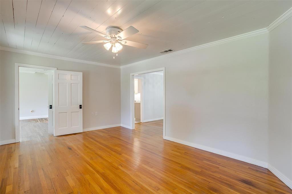 612 W Bluff Property Photo 10