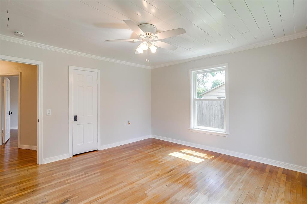 612 W Bluff Property Photo 18
