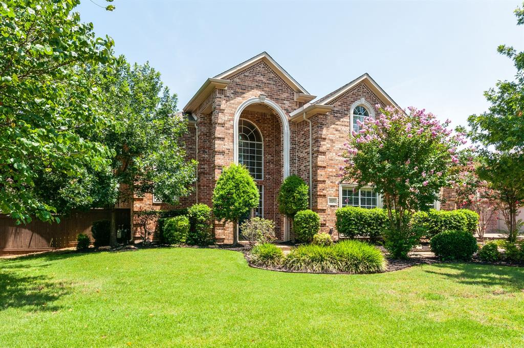 1112 Longford Circle Property Photo 1