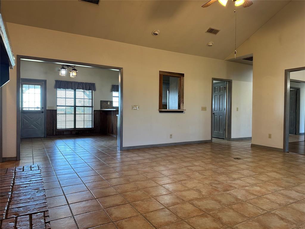 8170 County Road 101 Property Photo 10