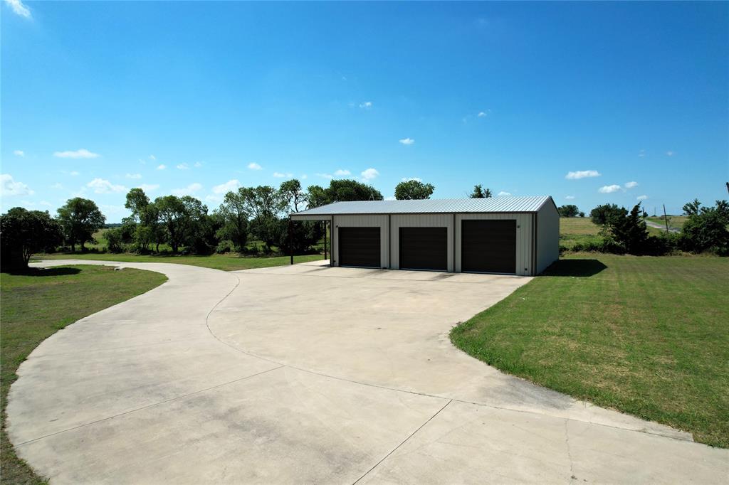 8170 County Road 101 Property Photo 15