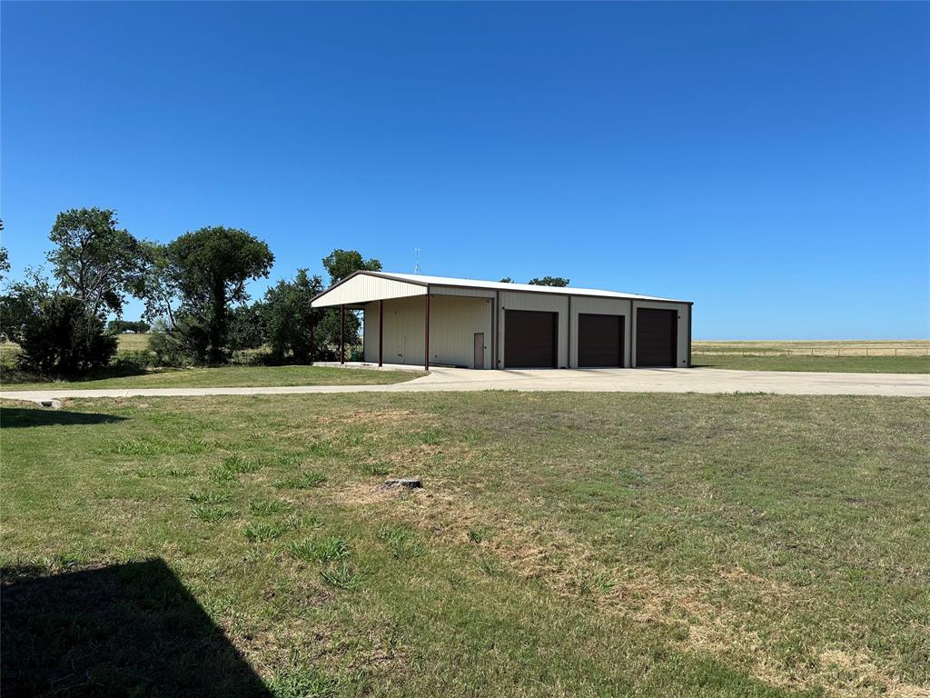 8170 County Road 101 Property Photo 17