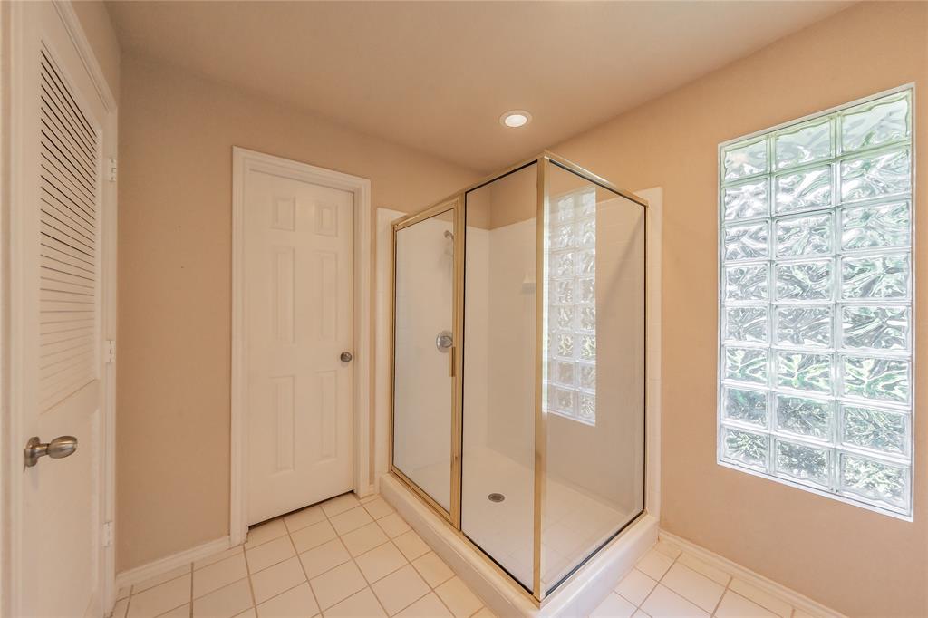400 Overland Drive Property Photo 23