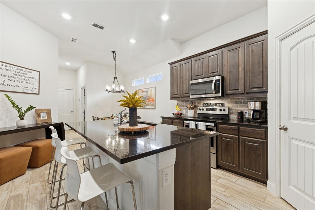 3504 Peterborough Mews Property Photo 1