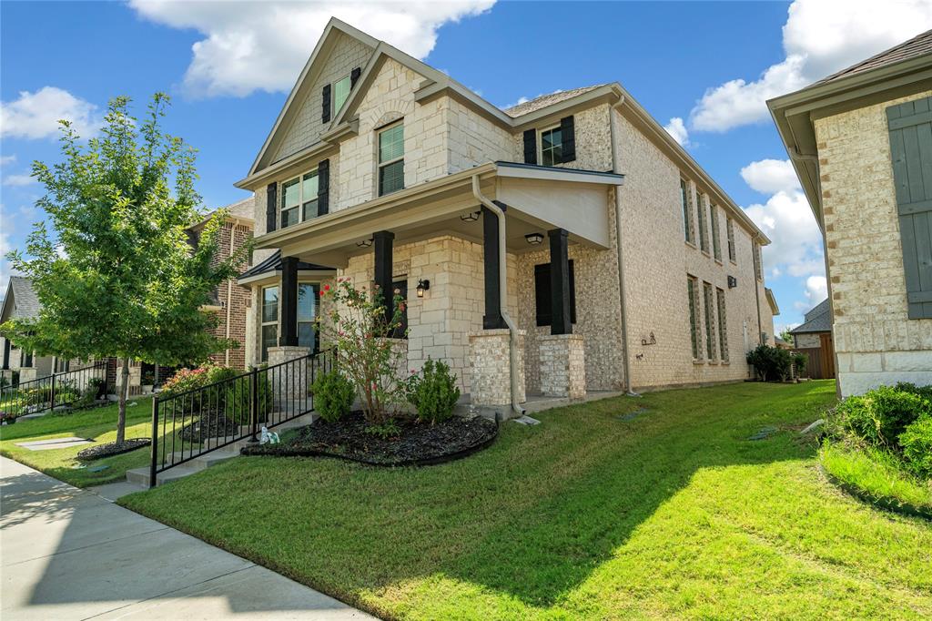 2093 Almassera Drive Property Photo 1