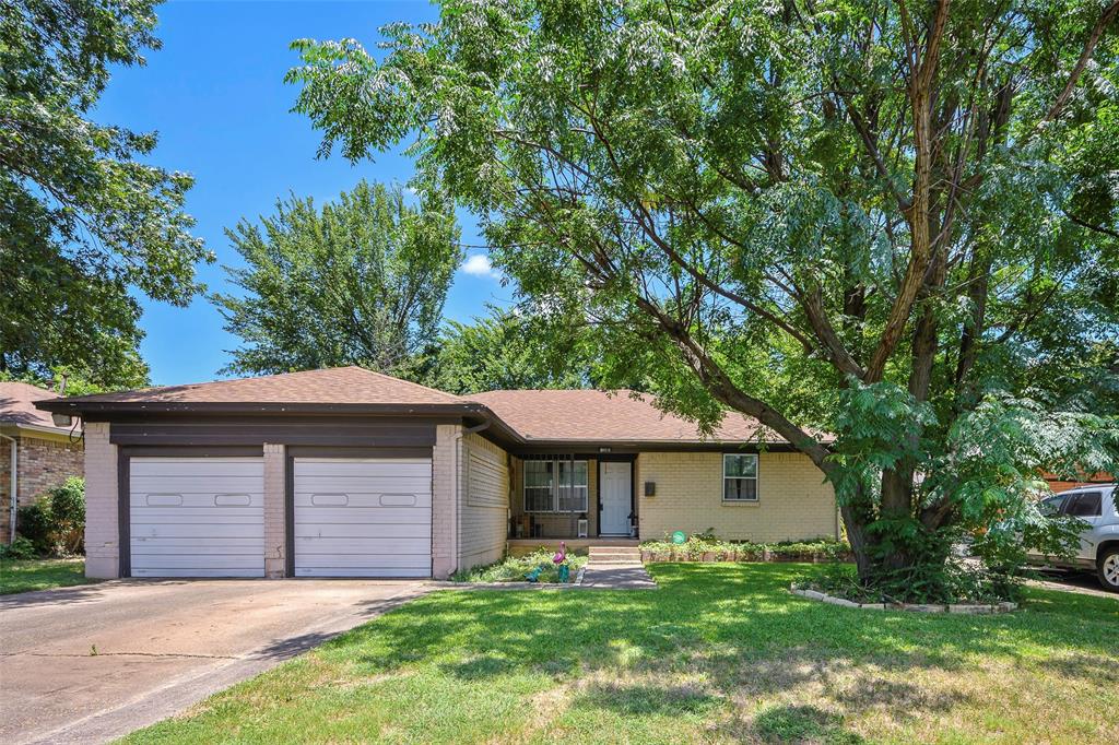 8619 Reva Street Property Photo 1