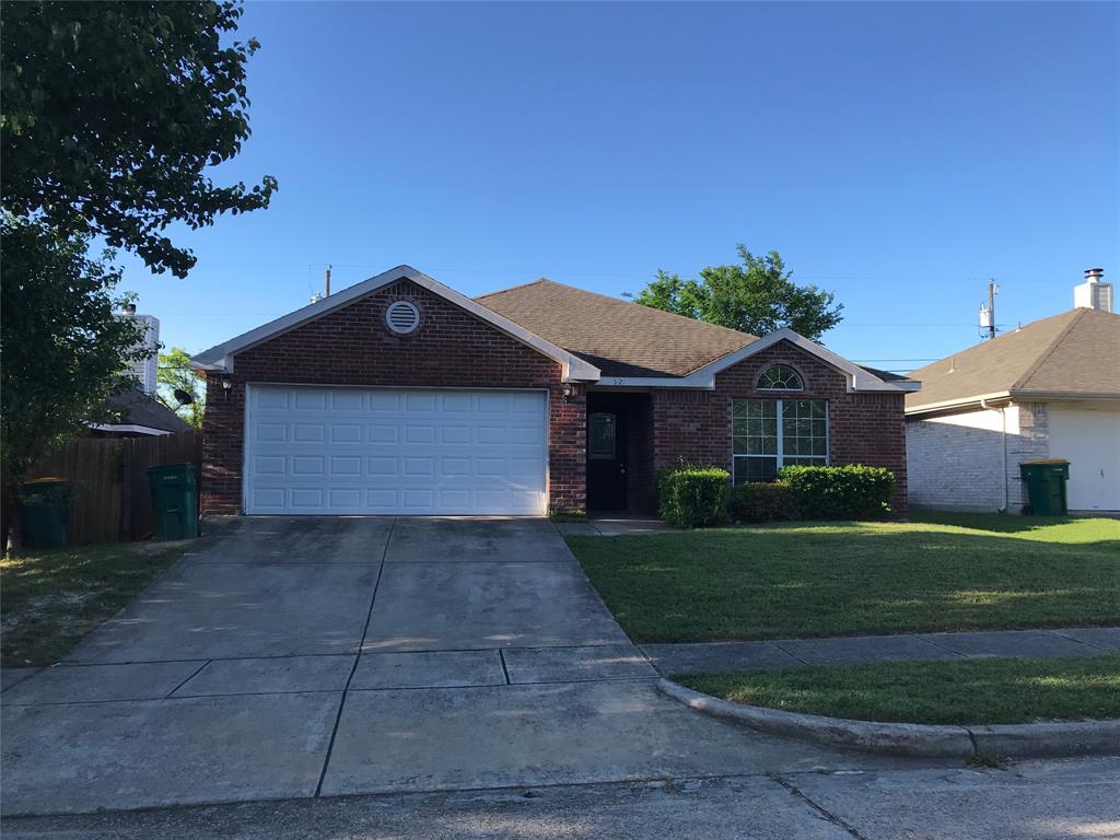 921 Simon Drive Property Photo 1