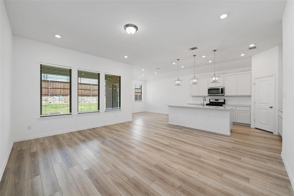 1812 Lockhart Drive Property Photo 1