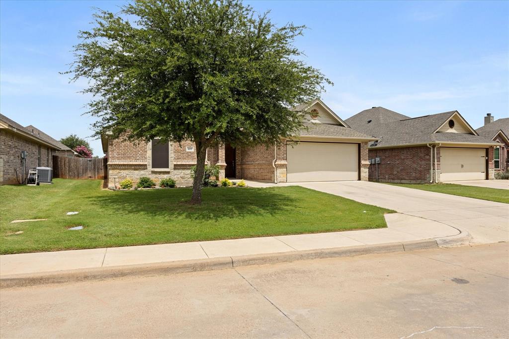 107 Donna Circle Property Photo 1