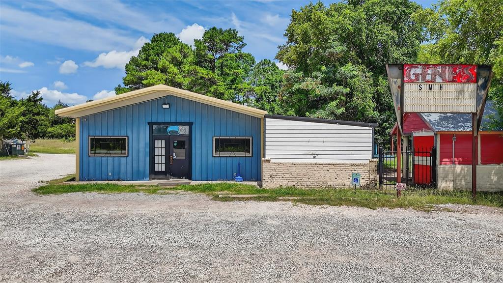 31083 Us Highway 377 Property Photo 4