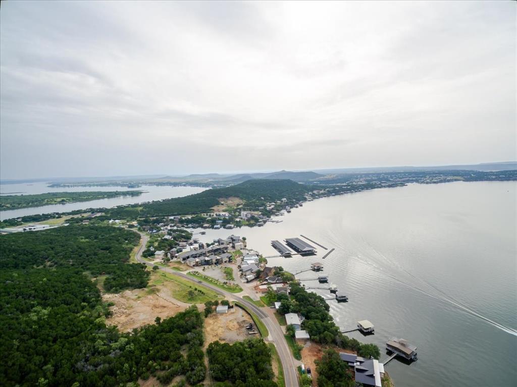 268 Lake Shore Drive Property Photo 10
